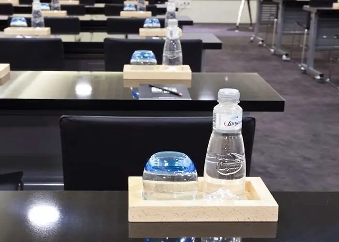 Vincci Consulado De Готель